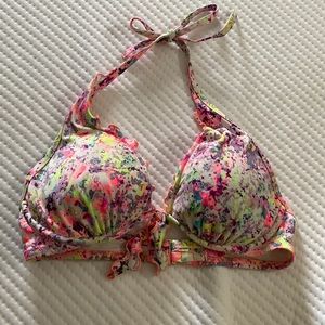 Victoria’s Secret Ruffle bikini top 36C